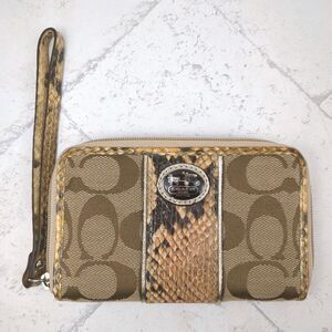 Coach Sutton Signature C Python Universal Case Wristlet Khaki Natural 61851